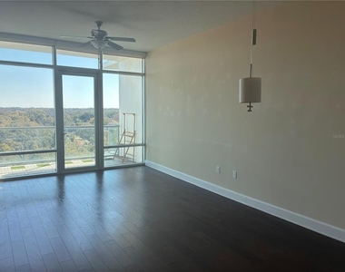 101 S Eola Drive - Photo Thumbnail 8