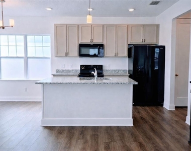 6643 Bridgman Street - Photo Thumbnail 4