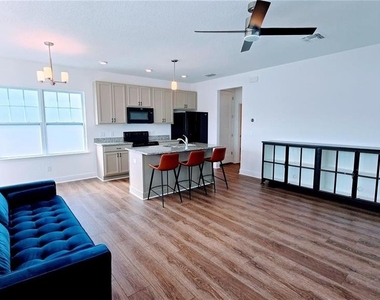 6643 Bridgman Street - Photo Thumbnail 8