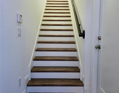 6643 Bridgman Street - Photo Thumbnail 2