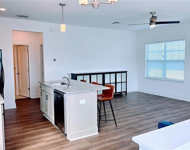 6643 Bridgman Street - Photo Thumbnail 5