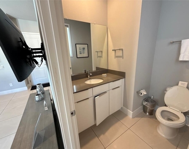 7740 Sandy Ridge Drive - Photo Thumbnail 9
