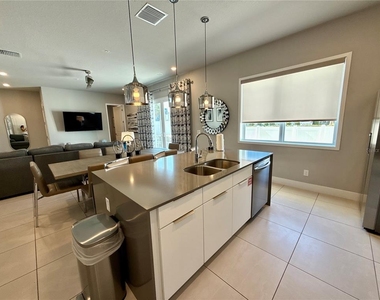 7740 Sandy Ridge Drive - Photo Thumbnail 7