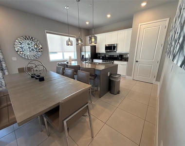 7740 Sandy Ridge Drive - Photo Thumbnail 5