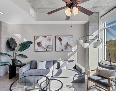 525 E Jackson St Street - Photo Thumbnail 7
