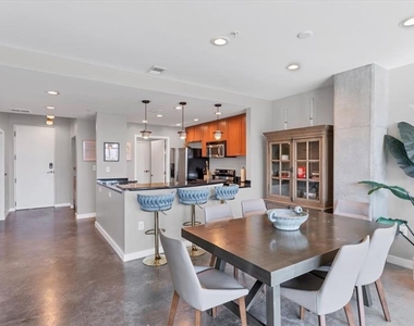 525 E Jackson St Street - Photo Thumbnail 11