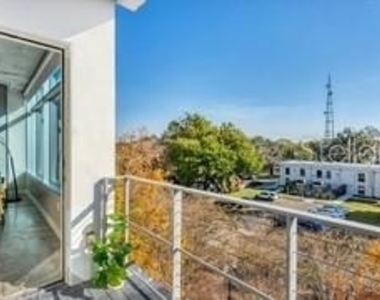 525 E Jackson St Street - Photo Thumbnail 31