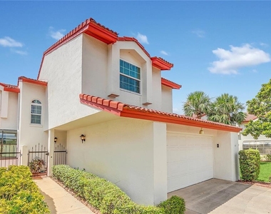 136 Florida Shores Boulevard - Photo Thumbnail 1