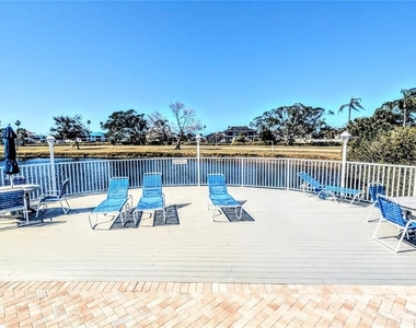 958 Sandpiper Circle - Photo Thumbnail 33