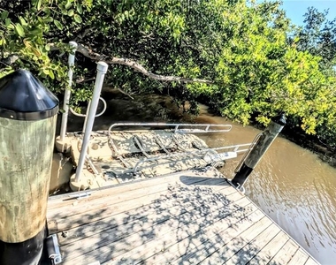958 Sandpiper Circle - Photo Thumbnail 39