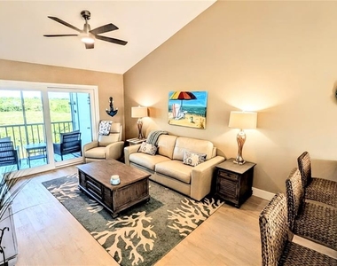 958 Sandpiper Circle - Photo Thumbnail 9
