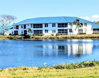 958 Sandpiper Circle - Photo Thumbnail 34