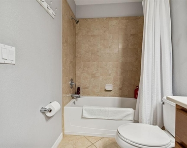 7607 Grand Estuary Trail - Photo Thumbnail 27