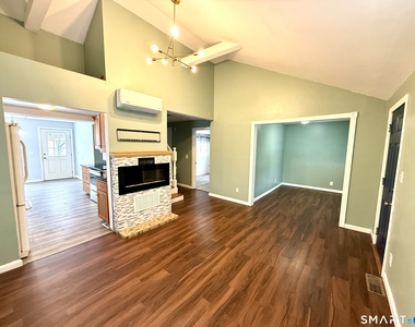 42 Wells Avenue - Photo Thumbnail 1