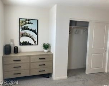 5616 Craftsman Avenue - Photo Thumbnail 7