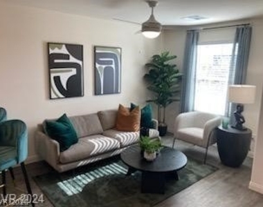 5616 Craftsman Avenue - Photo Thumbnail 2