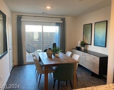 5616 Craftsman Avenue - Photo Thumbnail 3