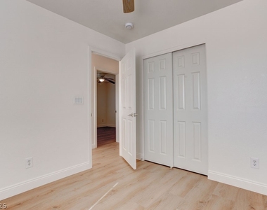 6540 Slate Springs Court - Photo Thumbnail 14
