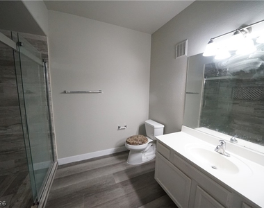 833 Aspen Peak Loop - Photo Thumbnail 10