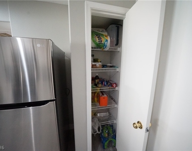 7255 W Sunset Road - Photo Thumbnail 22