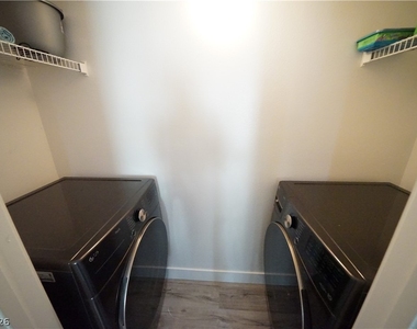 7255 W Sunset Road - Photo Thumbnail 23