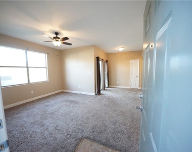 8000 W Badura Avenue - Photo Thumbnail 5