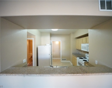 8000 W Badura Avenue - Photo Thumbnail 11
