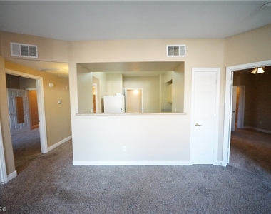 8000 W Badura Avenue - Photo Thumbnail 10