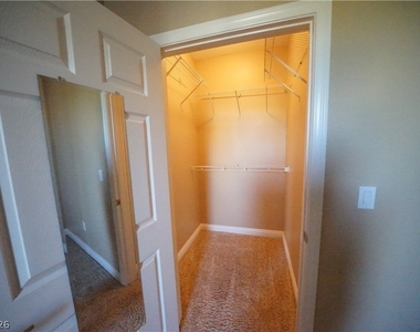 8000 W Badura Avenue - Photo Thumbnail 17