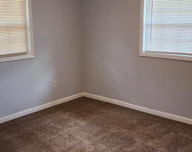 2975 Jones Street - Photo Thumbnail 4