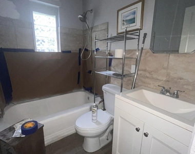 1067 Boulevard - Photo Thumbnail 5