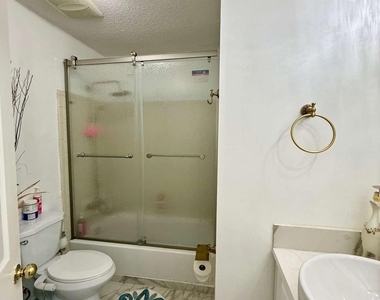1795 San Andra Drive - Photo Thumbnail 15