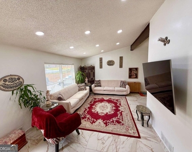 1795 San Andra Drive - Photo Thumbnail 13