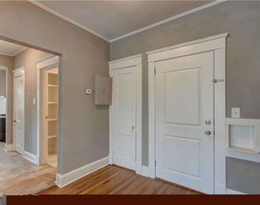 722 Ponce De Leon Court Ne - Photo Thumbnail 1
