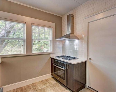 722 Ponce De Leon Court Ne - Photo Thumbnail 22
