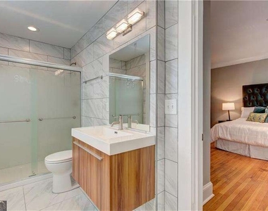 722 Ponce De Leon Court Ne - Photo Thumbnail 11