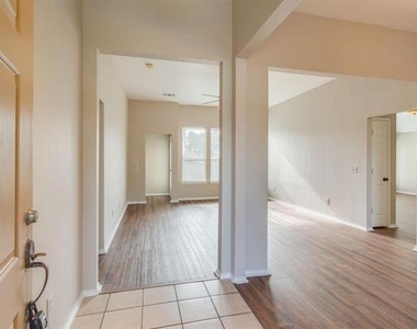 110 Windy Knoll Lane - Photo Thumbnail 24