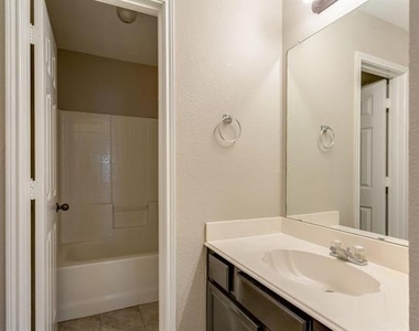 110 Windy Knoll Lane - Photo Thumbnail 19