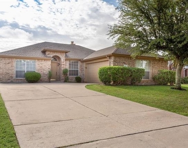 110 Windy Knoll Lane - Photo Thumbnail 1