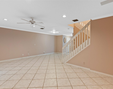 1186 Sw 44th Avenue - Photo Thumbnail 5