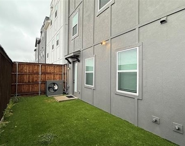 2635 Carmelita Street - Photo Thumbnail 16