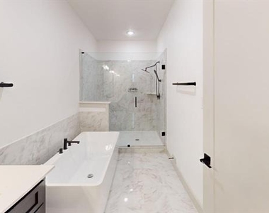 2635 Carmelita Street - Photo Thumbnail 13
