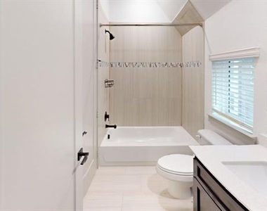 2635 Carmelita Street - Photo Thumbnail 14