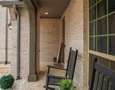 1700 Hydrangea Lane - Photo Thumbnail 4