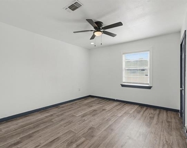 2939 Timberline Drive - Photo Thumbnail 15