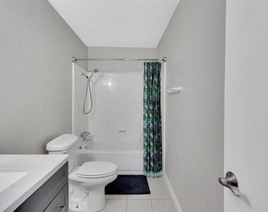 330 Nettle Drive - Photo Thumbnail 6