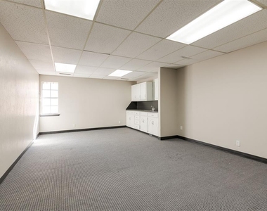 3801 Nw 63rd Street - Photo Thumbnail 24