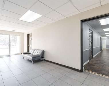 3801 Nw 63rd Street - Photo Thumbnail 13