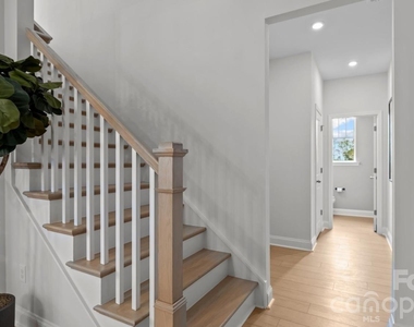 17112 Birchwood Farm Road - Photo Thumbnail 4