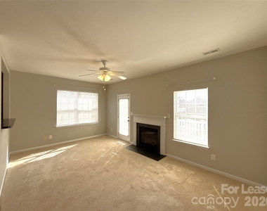 7023 Brighton Park Drive - Photo Thumbnail 10